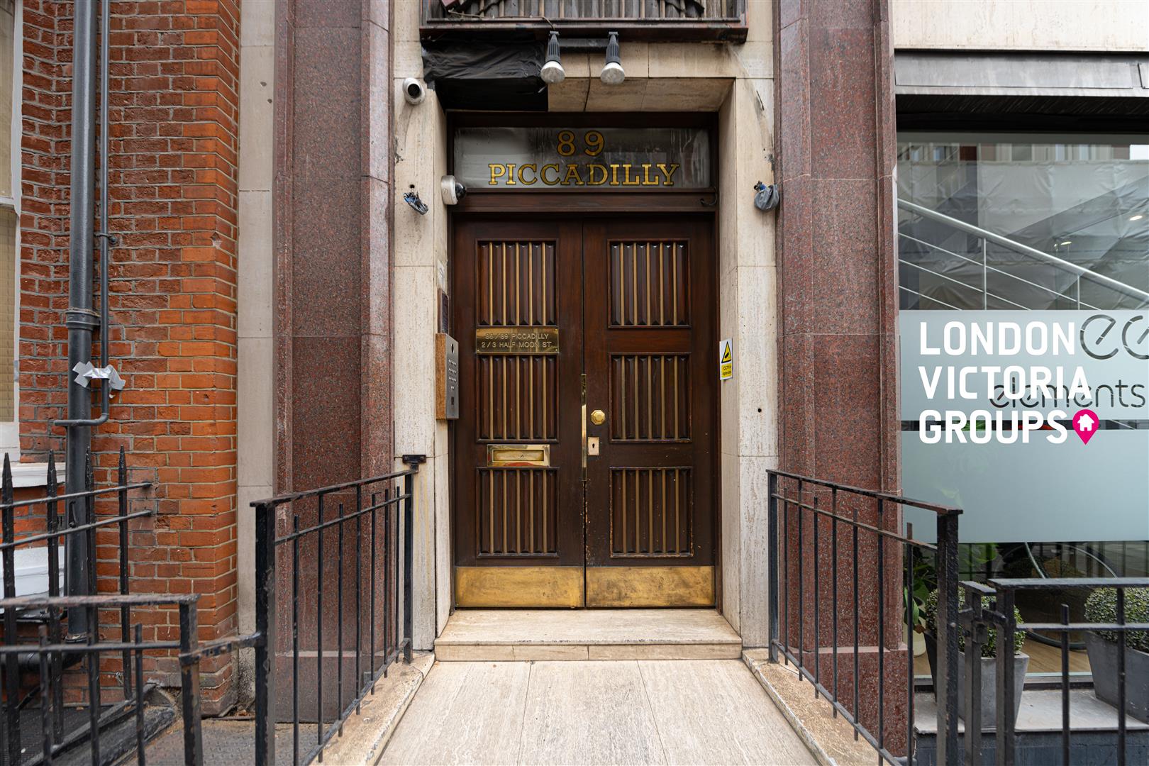 89 Piccadilly, London
